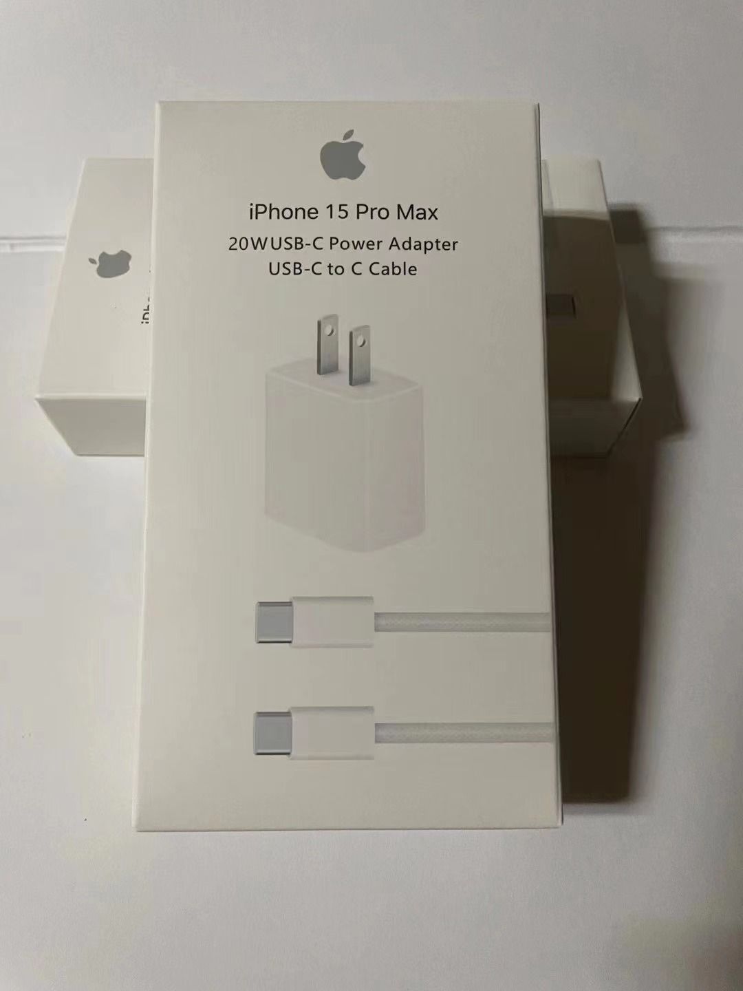 Kit de charge rapide 20W USB-C + câble USB-C vers USB-C conforme à l'UE pour iPhone 15 Pro Max | Vente directe d'usine
