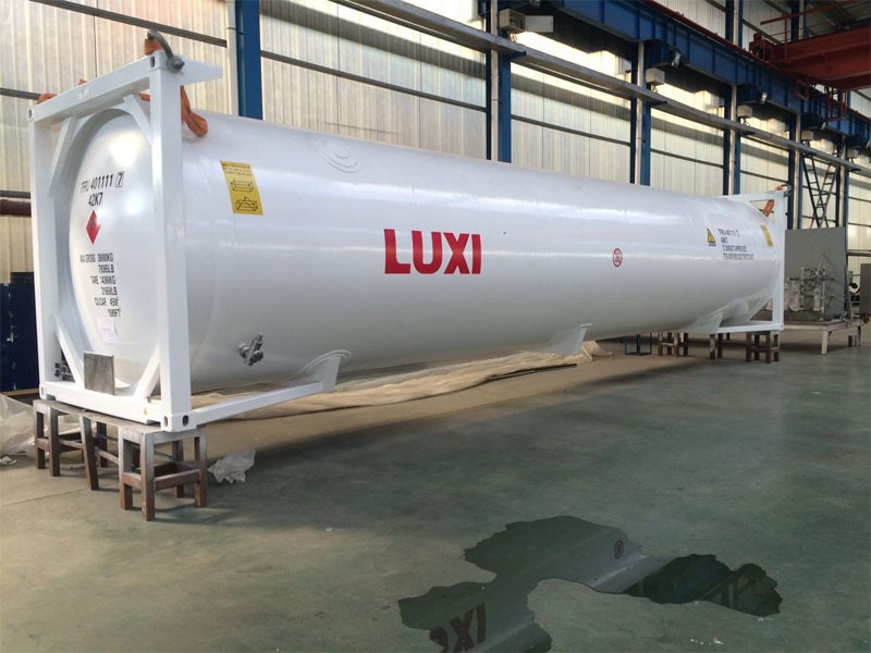 Large-capacity seamless steel compressed natural gas cylinders