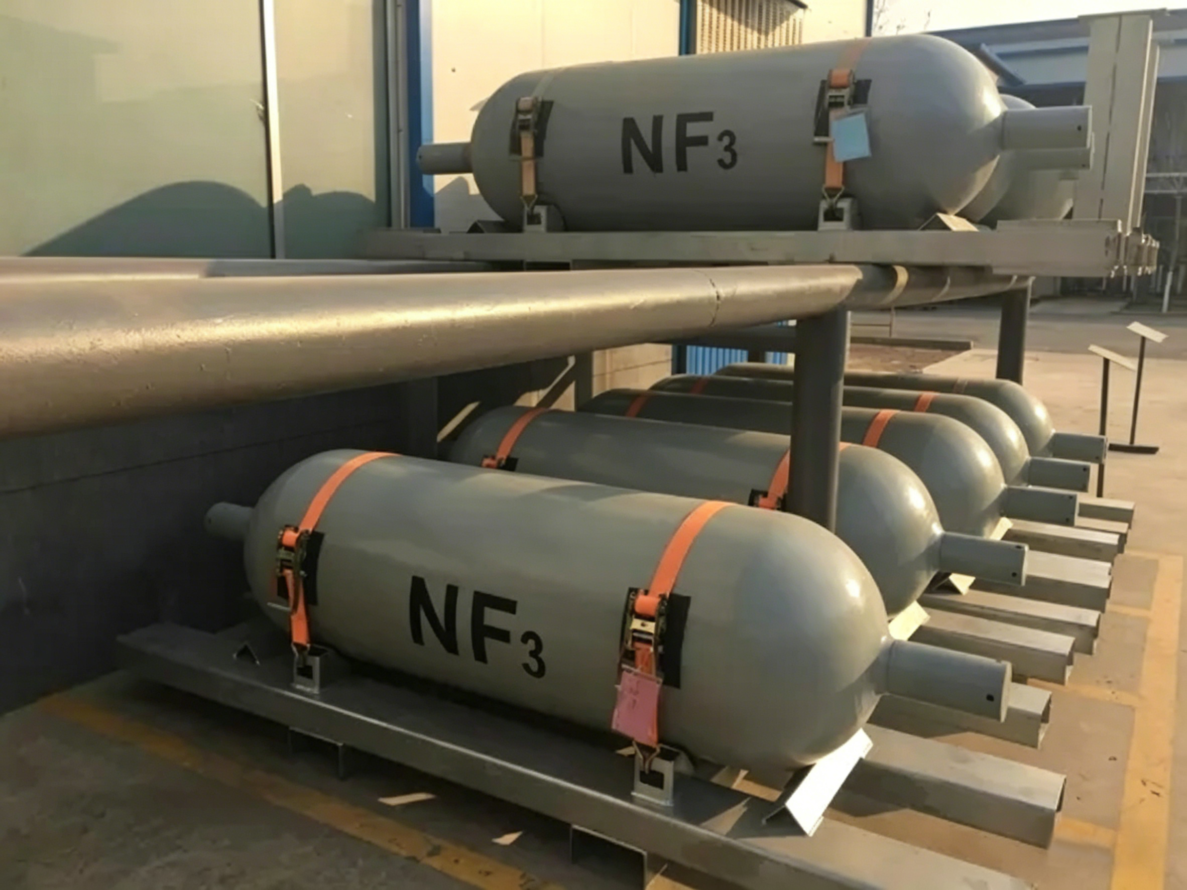High-purity nitrogen trifluoride (NF₃) gas cylinders