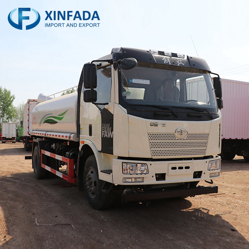 FAW Jiefang J6L 220HP 4X2 Drive Water Sprinkler Truck