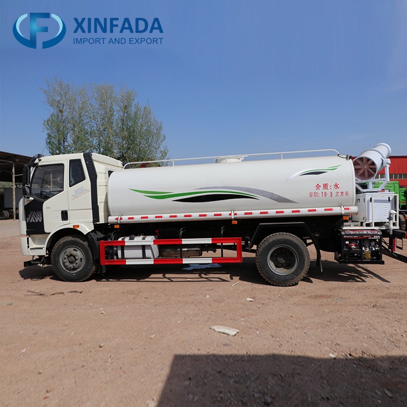 FAW Jiefang J6L 220HP 4X2 Drive Water Sprinkler Truck