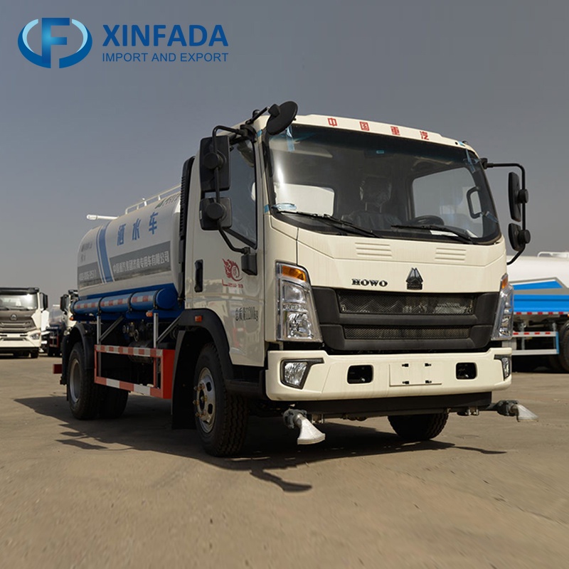 SINOTRUK HOWO Hanjiang 170 Horsepower 4x2 Drive Water Sprinkler Truck