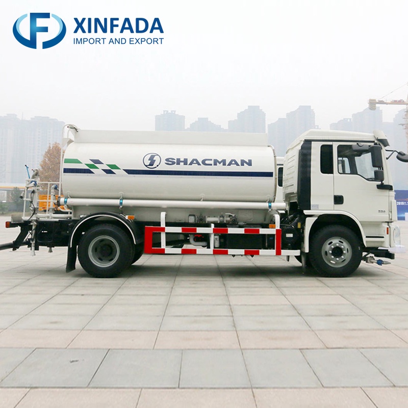 Shanqi Automobile Delong L3000 Heavy-Duty Truck 220 Horsepower  4x2 Drive  Water Sprinkler Truck