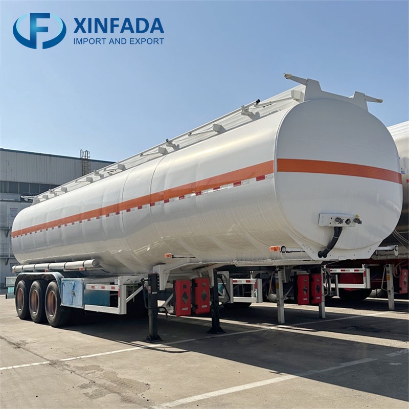 Easy-To-Clean Aluminum Tanker Truck