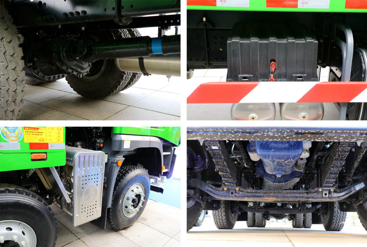 陕汽重卡 德龙X3000 460马力 8X4 8米自卸车