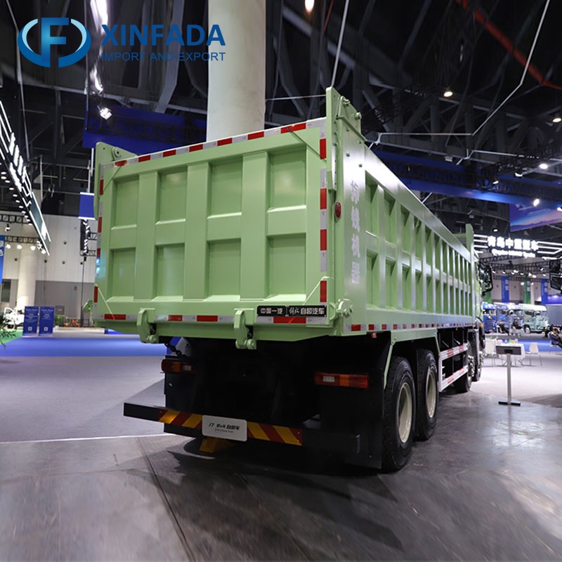 FAW J7 13.2L Diesel 640hp 8x4 drive 12-speed 8.5m Tipper/Dump truck