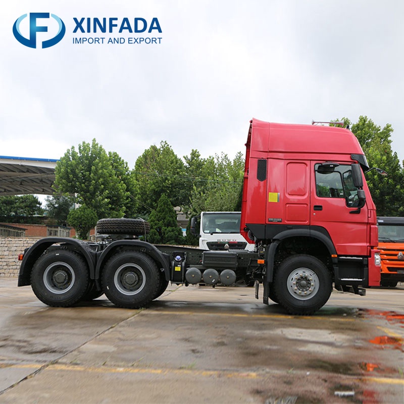 SINOTRUK HOWO 7 380 horsepower 6x4 drive 16 gears Tractor