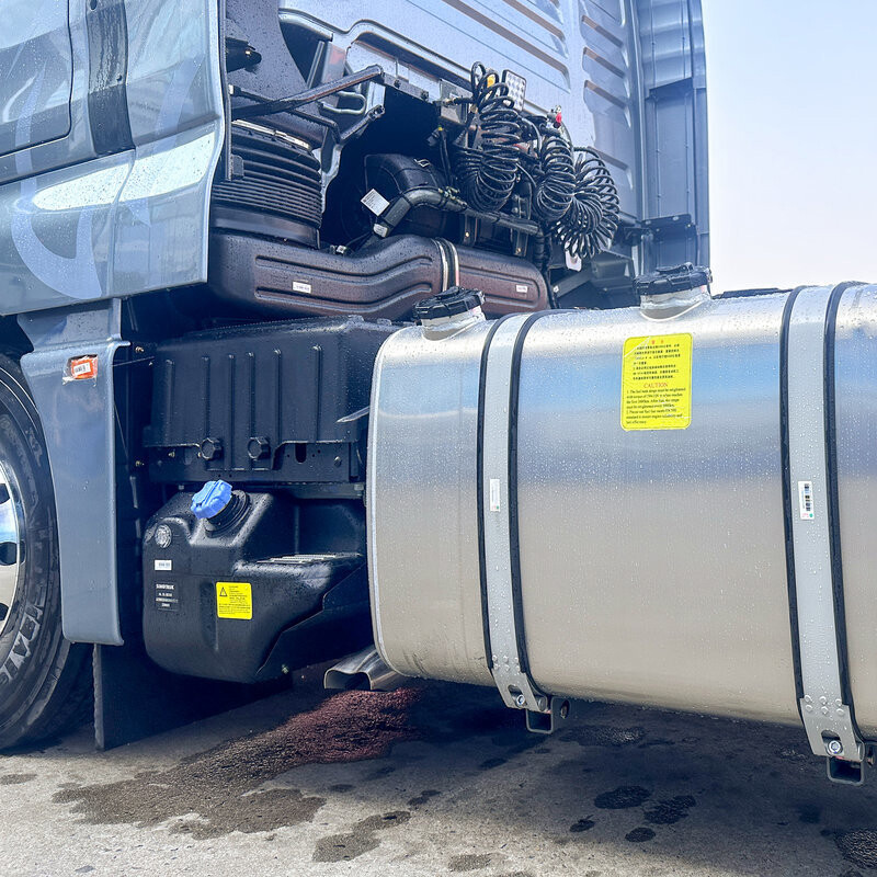 Camion tracteur Sitrak G7h 6X4 de 570 chevaux avec un stock important