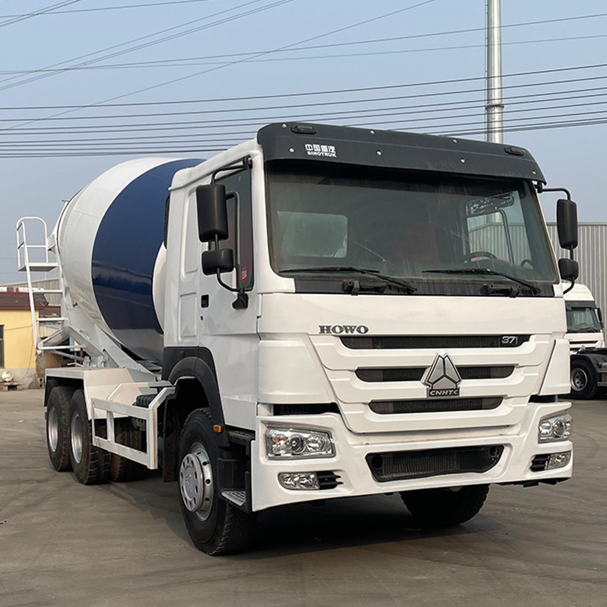 Exportation du camion malaxeur à béton Sinotruk Howo 371 64