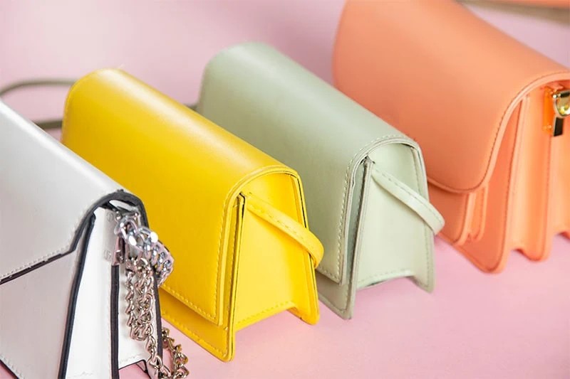 How to become a Handbag Designer (2023)