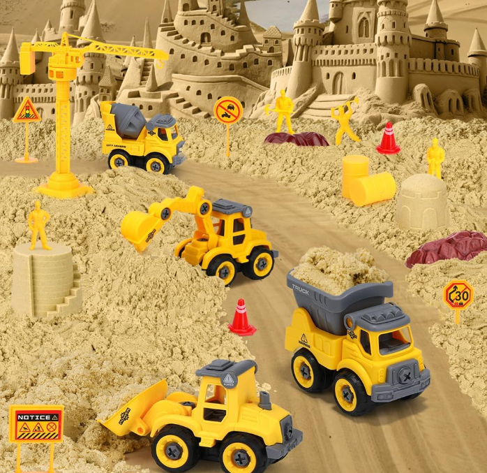 Building Set Toy Sand,Sensory Sand Toys with 900g Magic Sand,4 Tackle Construction Trailers,4 Castle Molds,Sandpit with Lid,Sensory Play Sand for Kids 3-8 Years