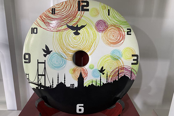 UV Printing & Crystal Stickers on Tea Sets – Seamless Decor, Food-Safe Finish