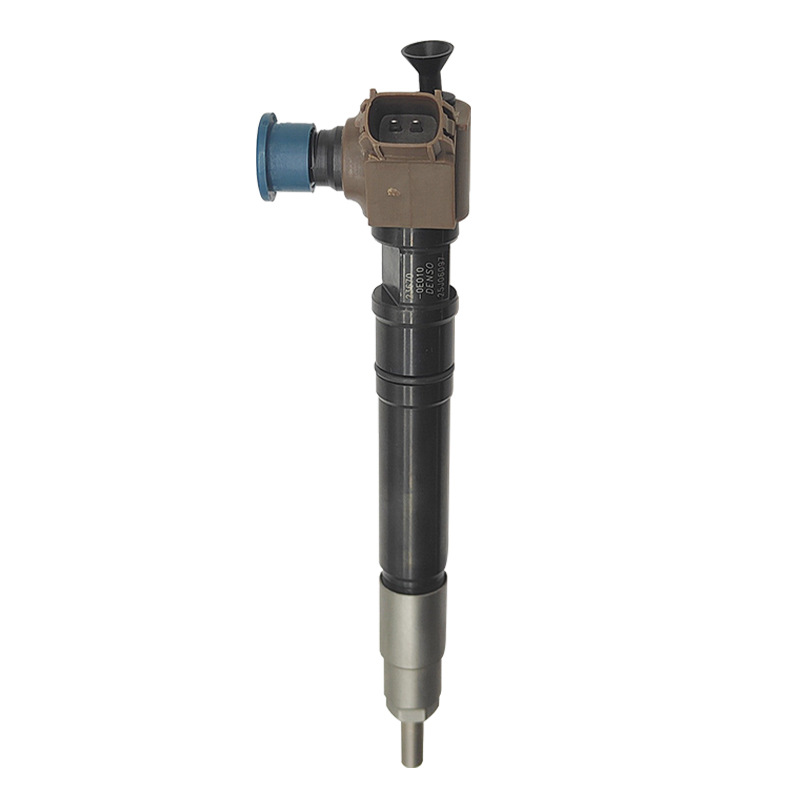 The fuel injector is suitable for Toyota Hilux 2.8L 1GD 23670-0E010 295700-0550