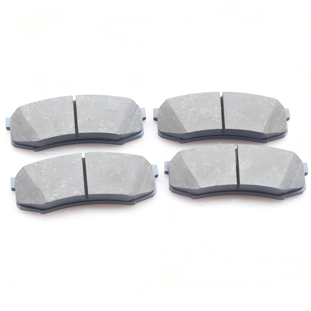 Brake pads are suitable for Toyota Land Cruiser LC300 (04465-60060)
