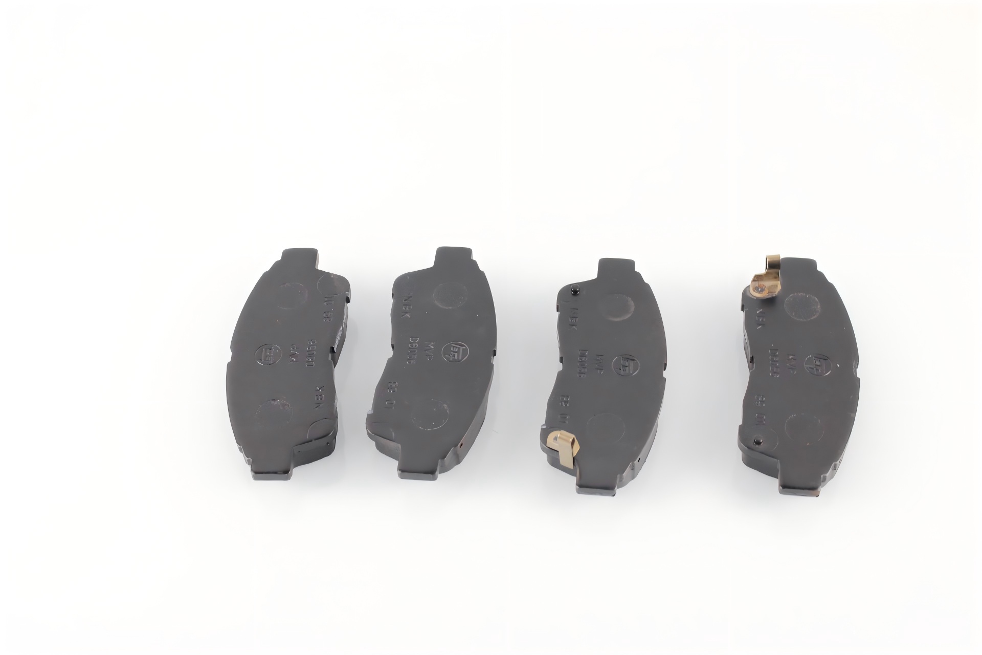 Brake pads are suitable for Toyota Corona (04465-YZZ51)