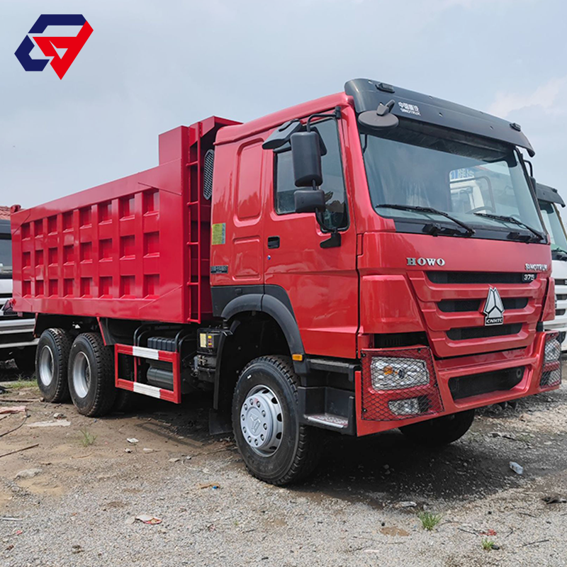 شاحنة ساينوتروك هاواو ذات 10 عجلات 375 حصان 6x4 30 طن