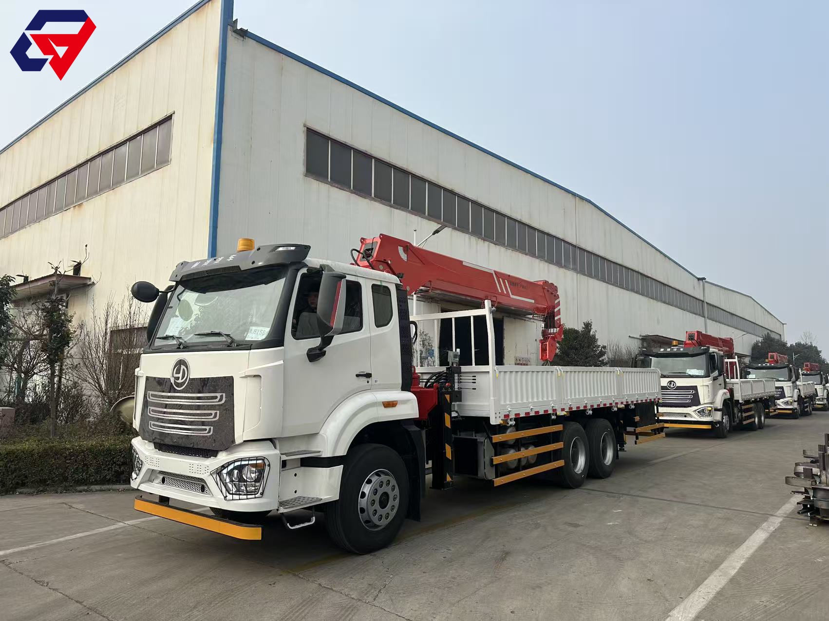 رافعة شاحنة DAYUN Xianglong 6×4 ذات ذراع مستقيم