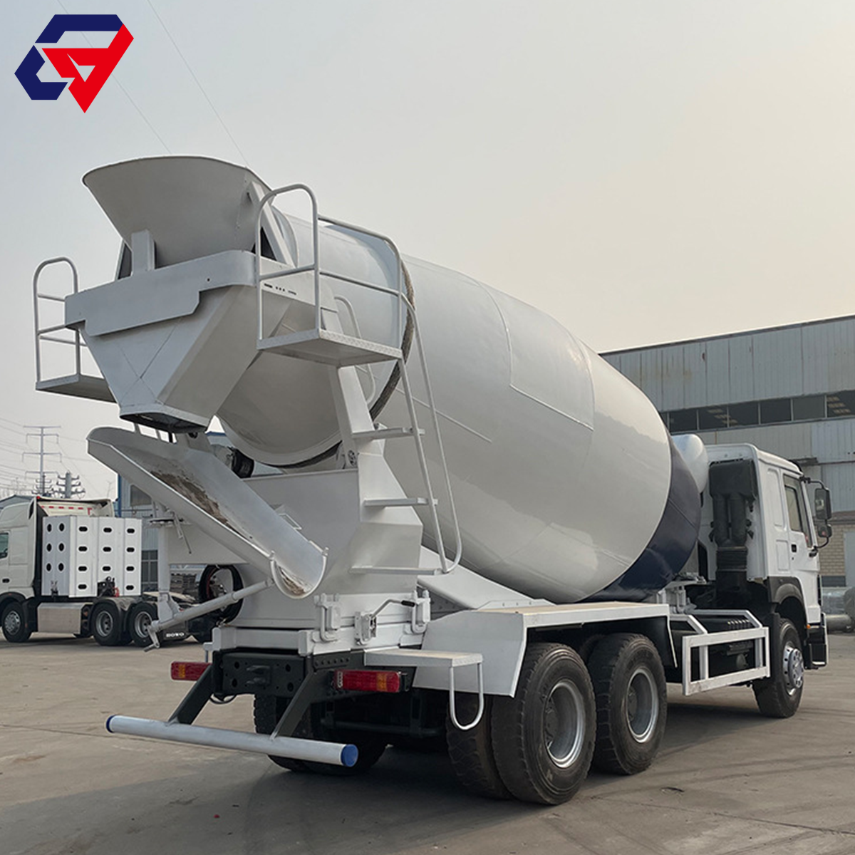 Exportation de camion malaxeur Sinotruk Howo 371 6x4