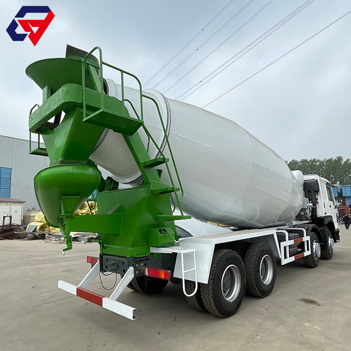 Howo 371 8x4 Camion malaxeur à béton