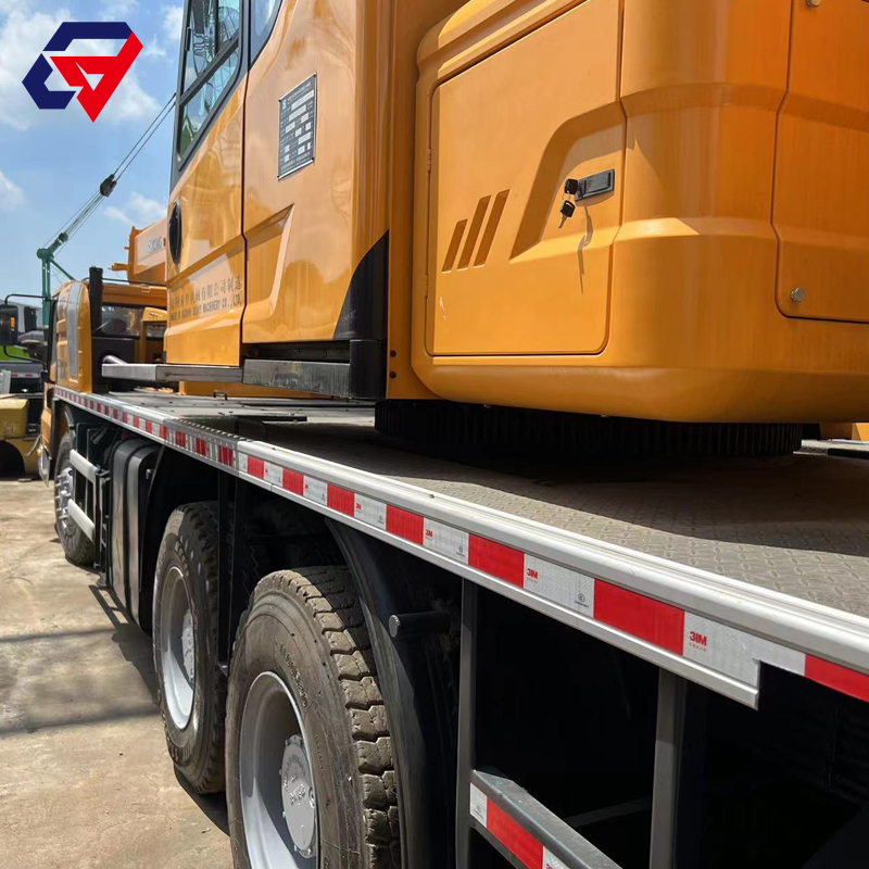 XCMG QY25K5 Grue sur camion de 25 tonnes