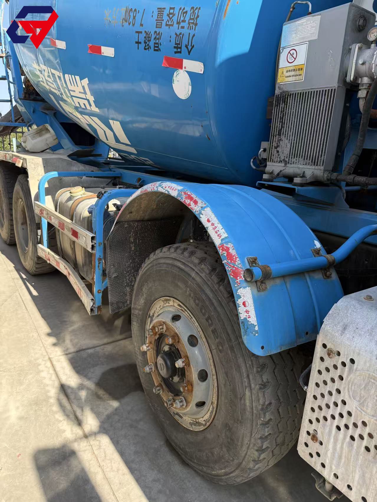 Camion malaxeur à béton SHACMAN M3000S 8×4