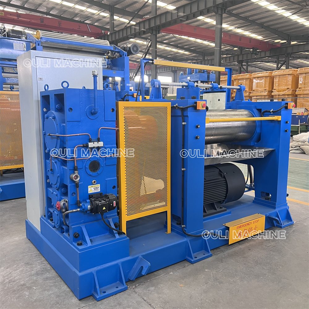 Compact design rubber mixing mill
