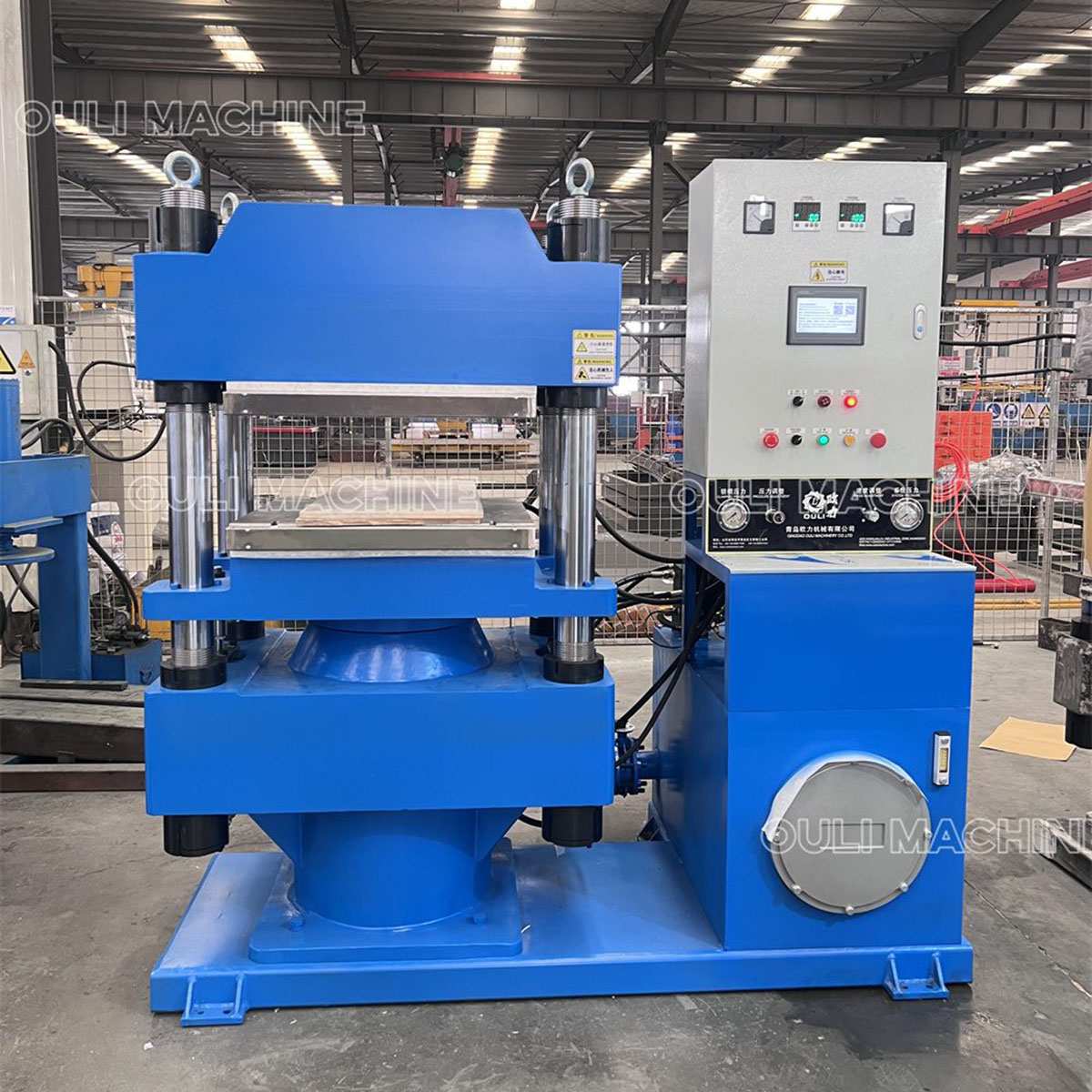 Column structure vulcanizing press machine