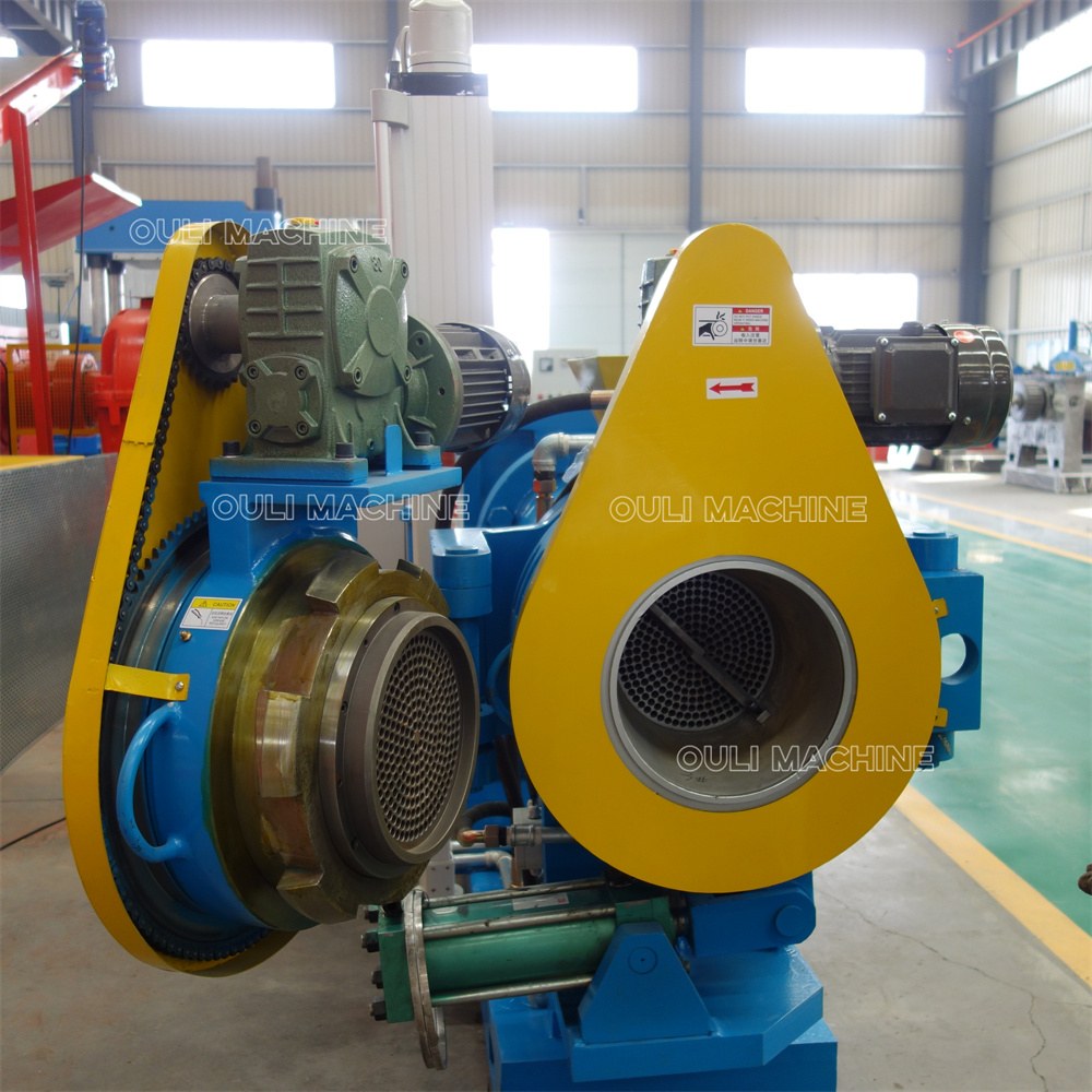 Rubber strainer machine