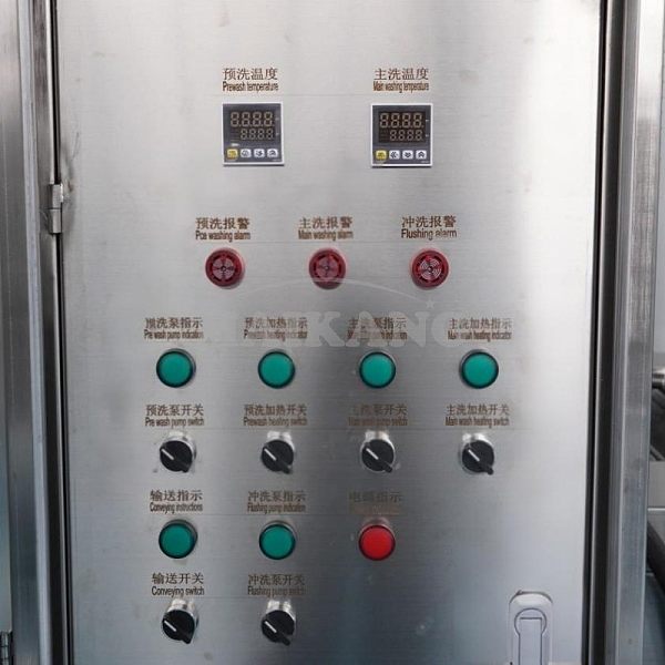 Armoire électrique étanche, pouvant être conçue avec commande par boutons ou écran tactile.