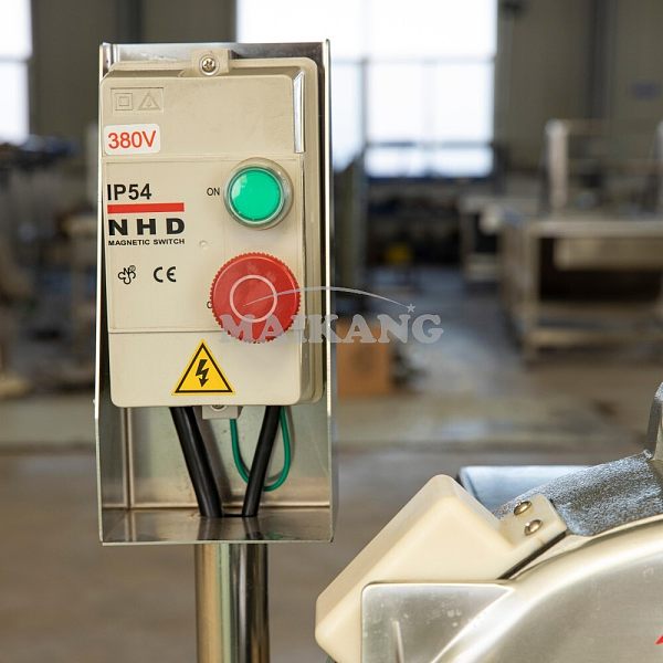 Interrupteur de fonctionnement de la machine à découper