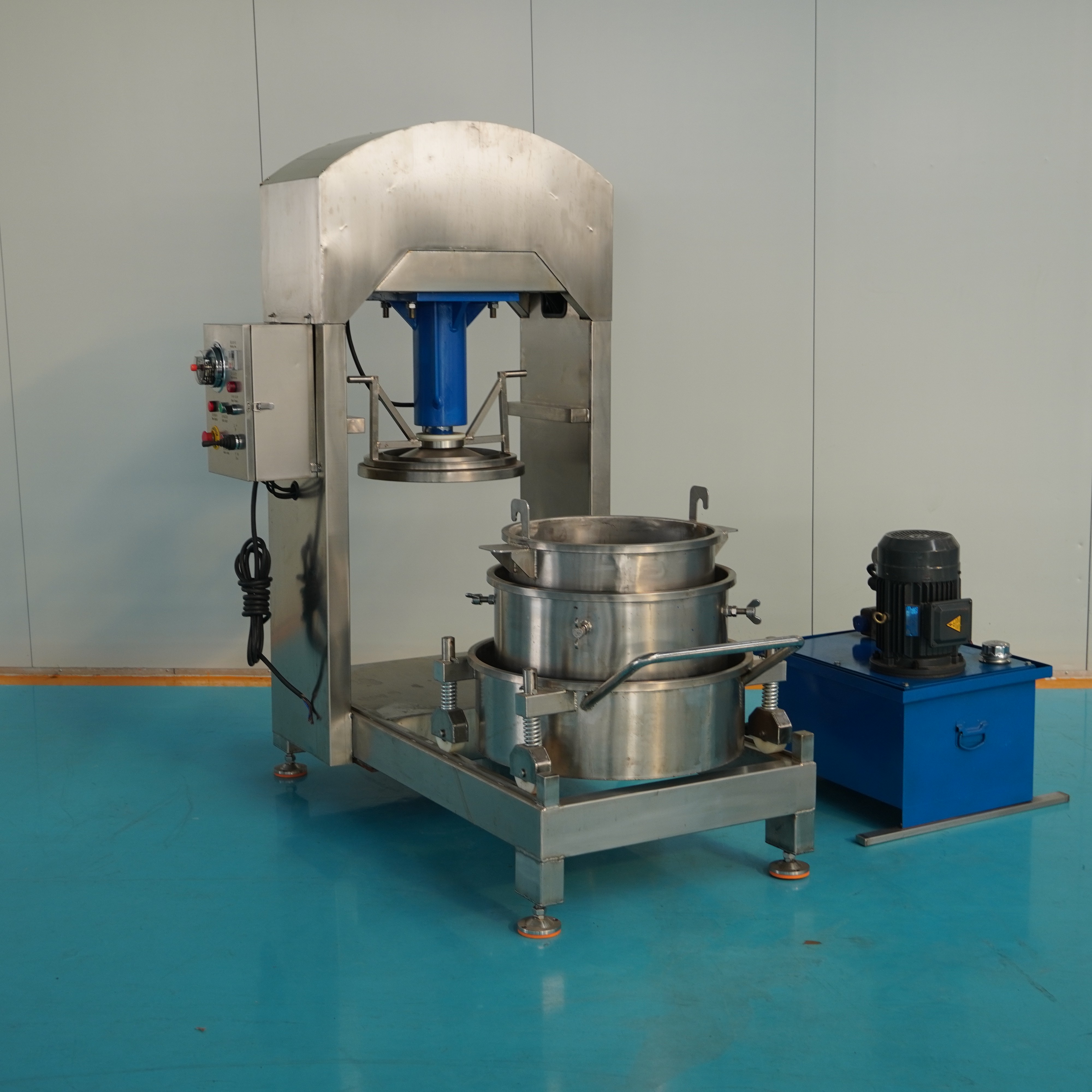 Presse-agrumes hydraulique