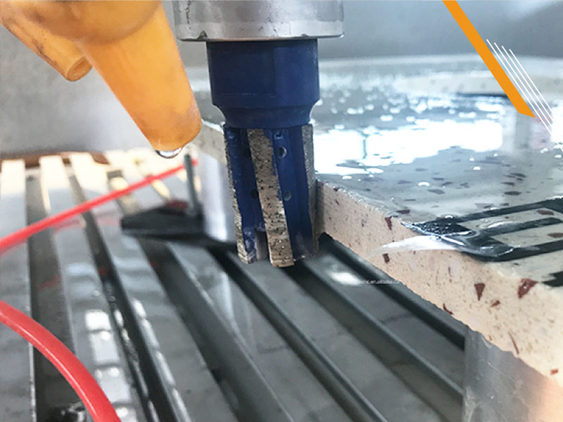 Centre d'usinage CNC Two Heads pour plan de travail GSY-3015D