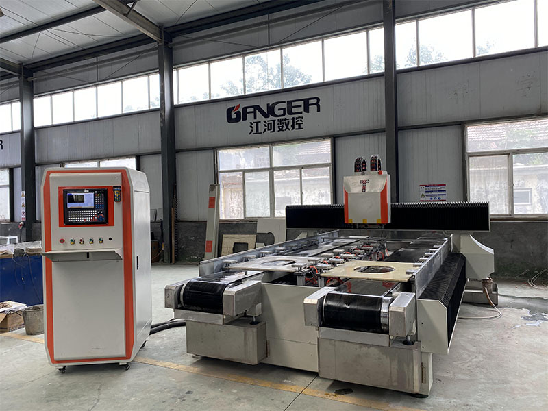 Routeur CNC pour découpe d'évier de comptoir de cuisine en quartz GSY-83D