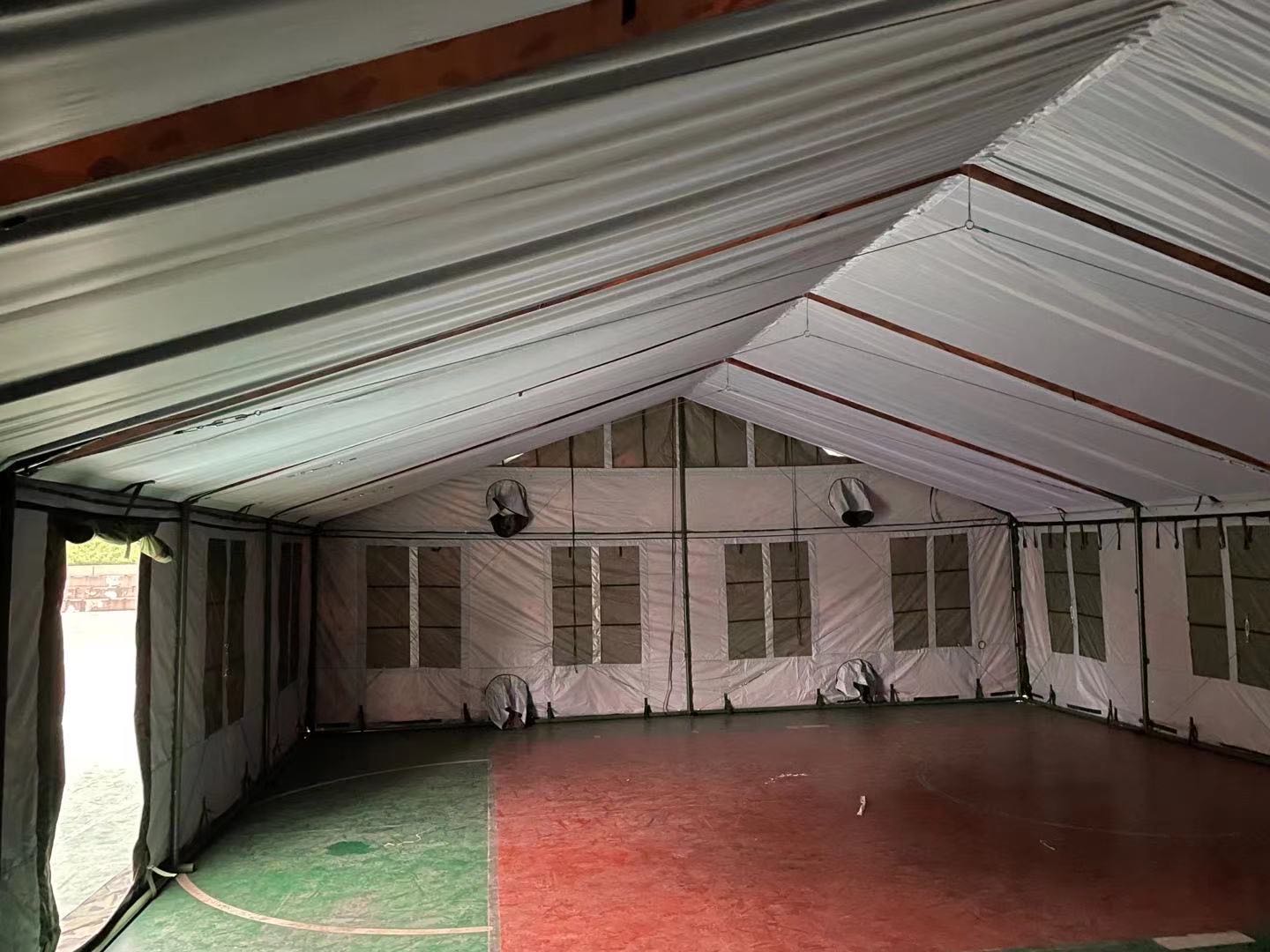 72-Square-Meter Restaurant Tent