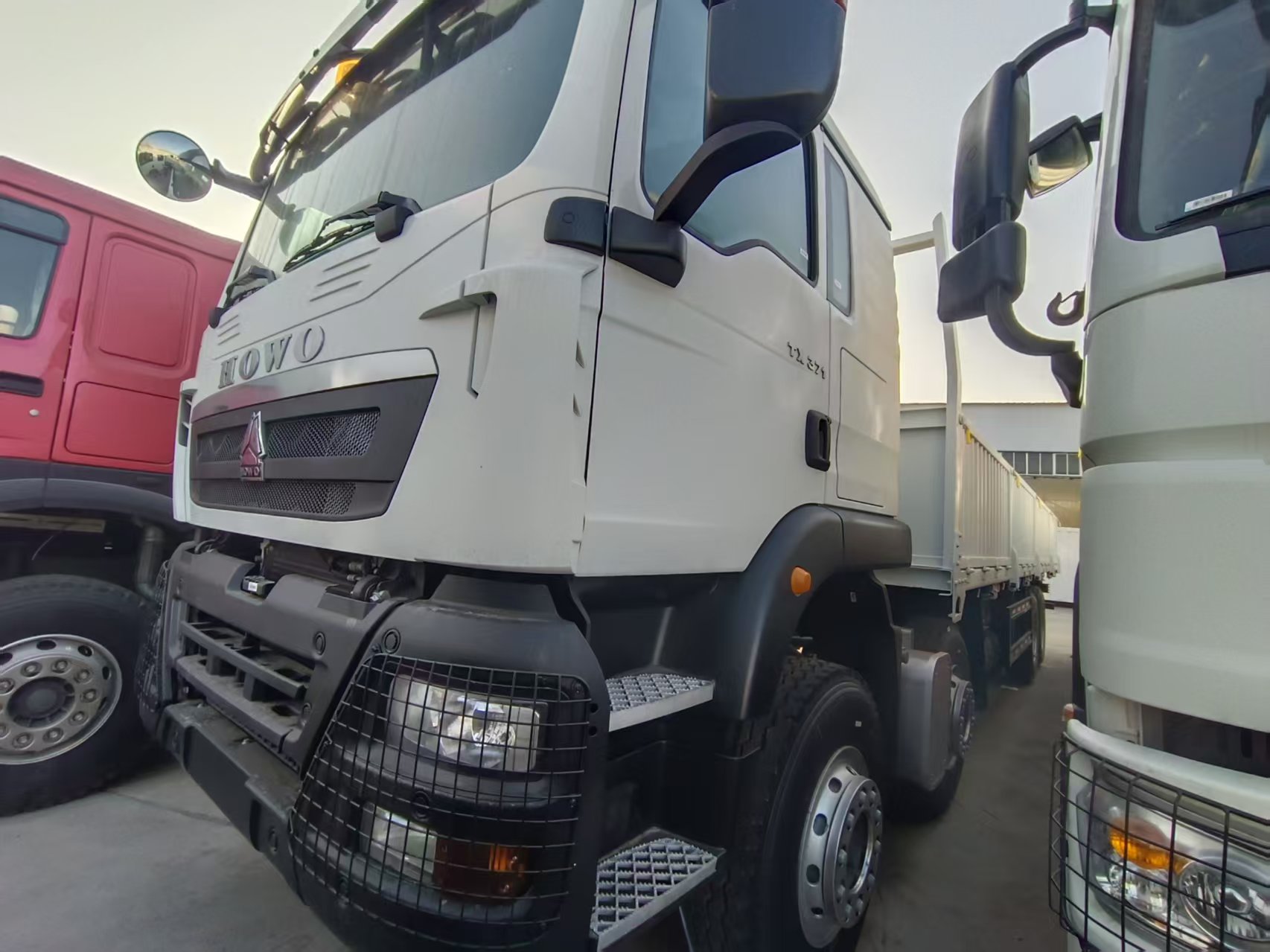 HOWO TX 8×4 Crago Truck