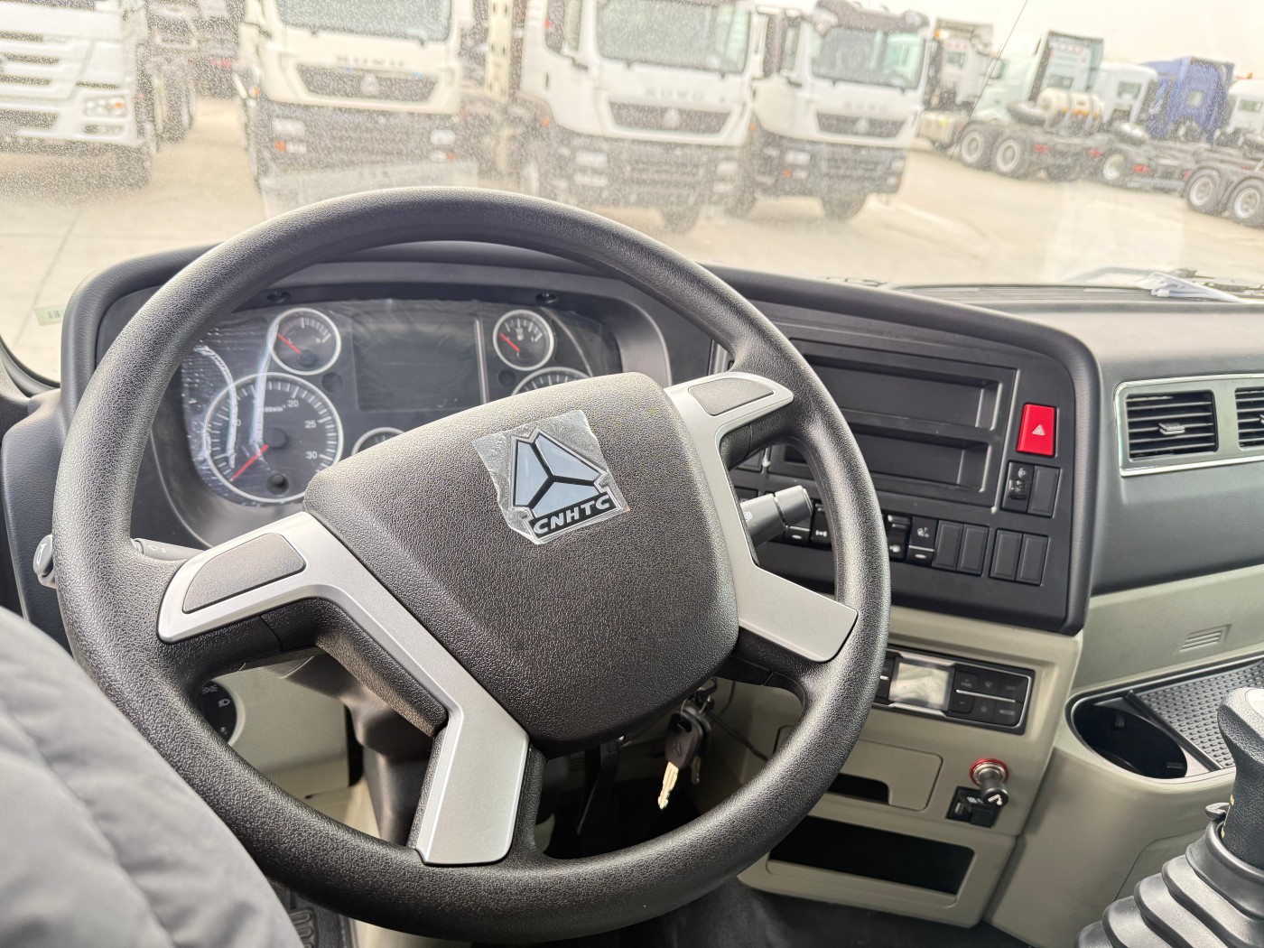 HOWO NX 4×2 tractor truck