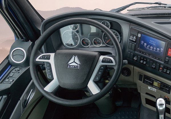 HOWO NX 4×2 tractor truck (4)