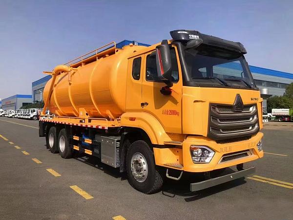 Vacuum truck2