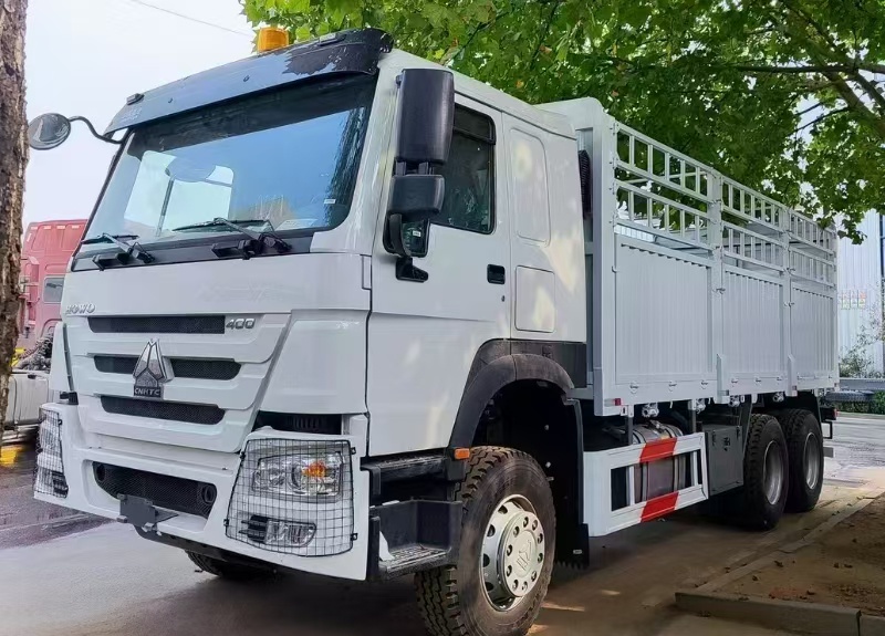 HOWO 7 6×4 Cage Truck