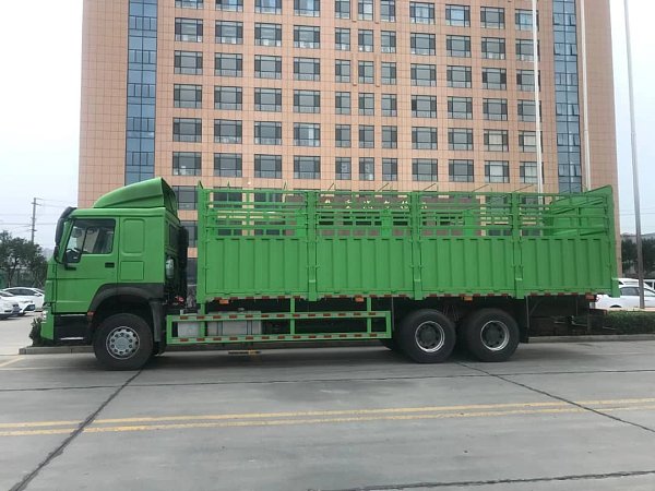 Cage Truck