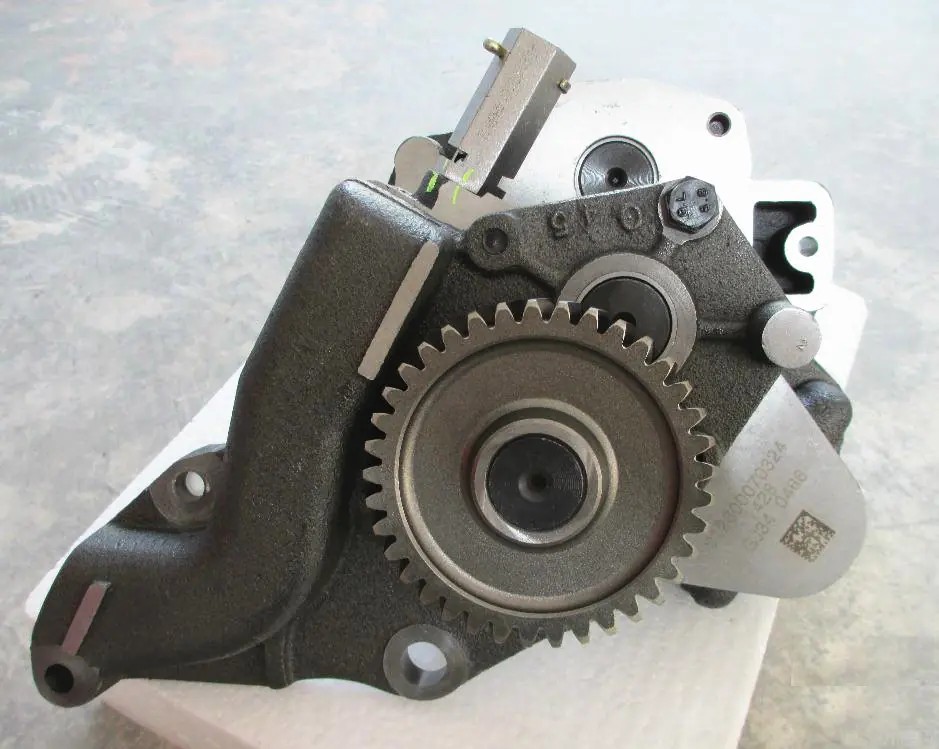 BOMBA DE ACEITA, HOWO SPARE PARTS