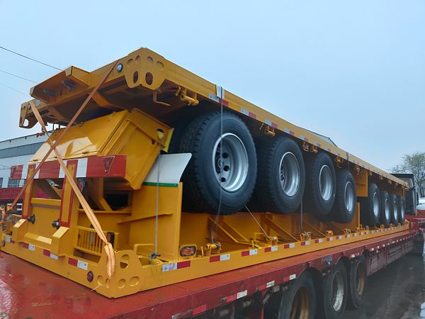 Flatbed trailer (1)