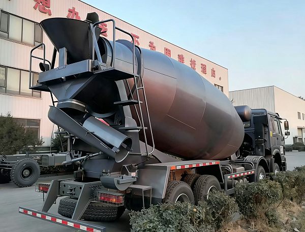 8×4 Concrete Mixer (1)