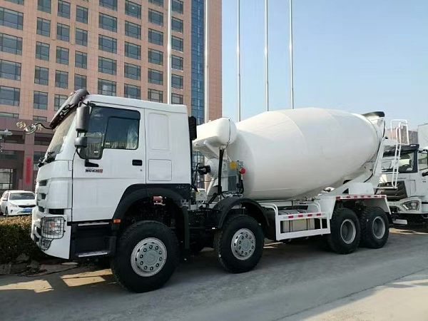 8×4 Concrete Mixer (2)