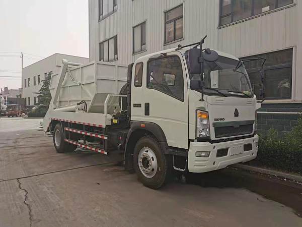 Light garbage truck