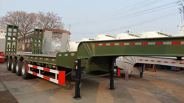 3-Alxes Low Bed Semi-Trailer