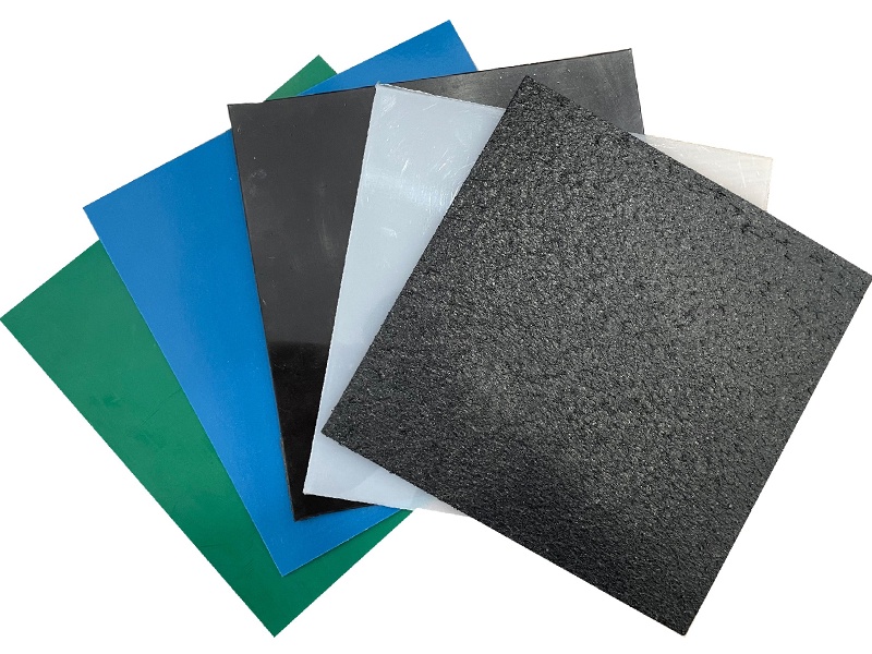 The difference between rough geomembrane and smooth geomembrane