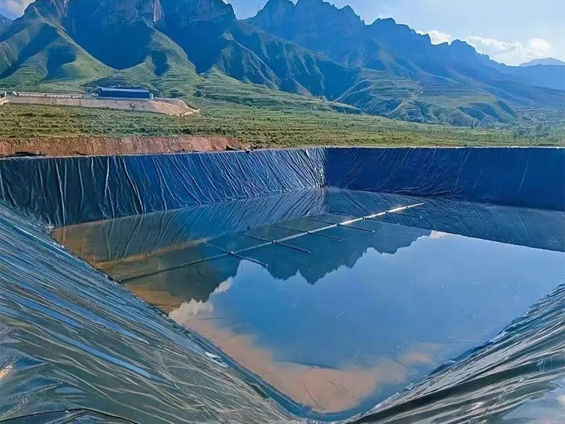 Geomembrane: A must-have for pond projects