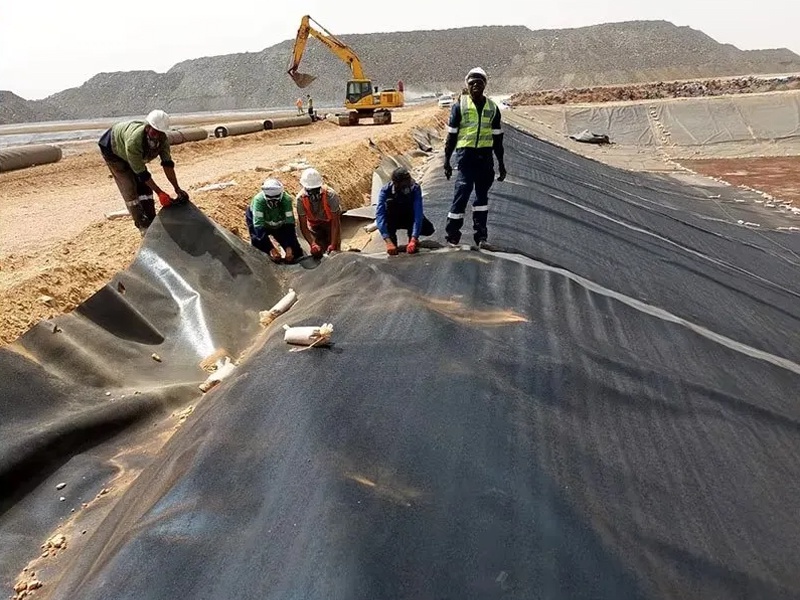 Rough geomembrane is widely used in mining industry