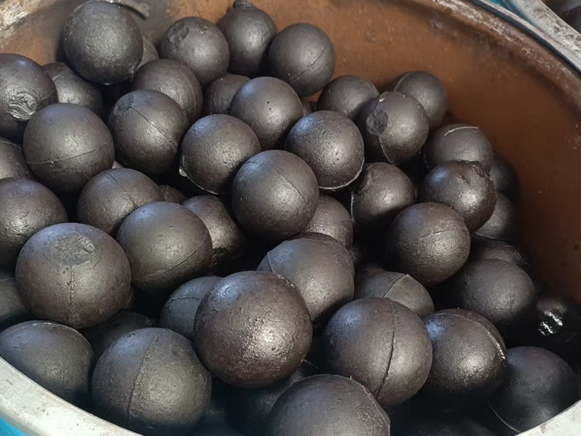 Casting balls